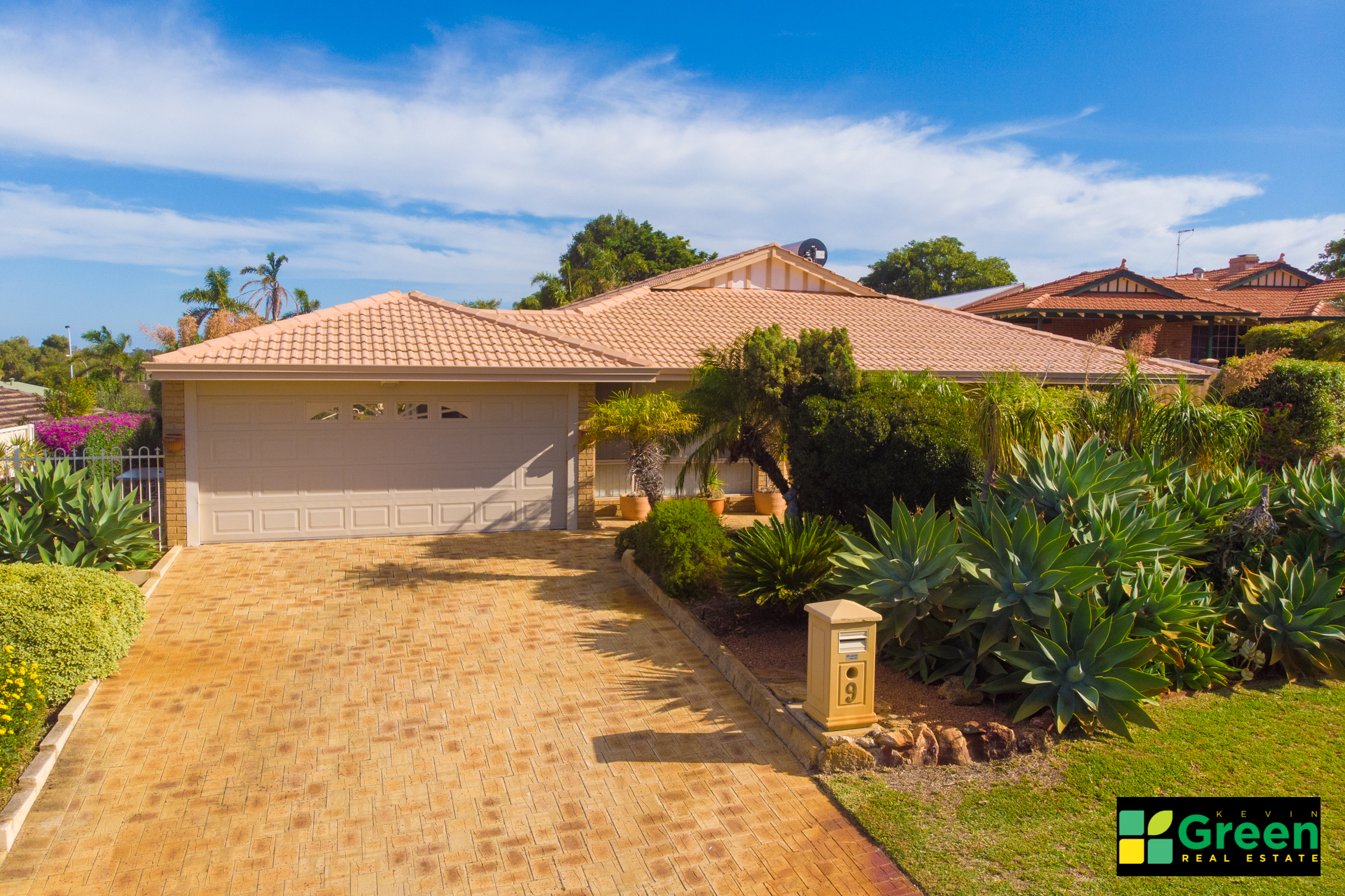 9 Lacebark Court, Halls Head WA, 6210